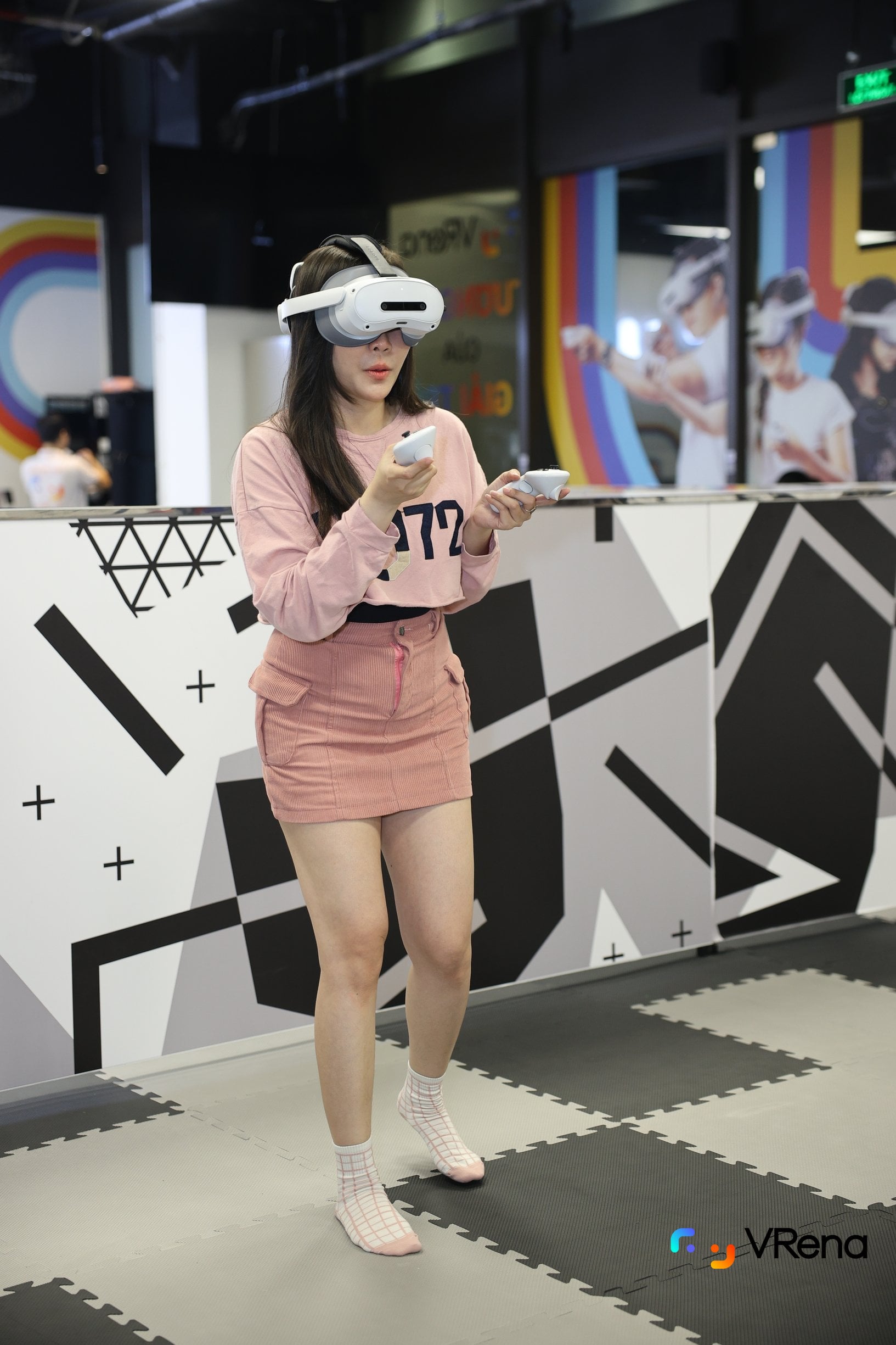 A group playing free-roaming multiplayer VR at VRena